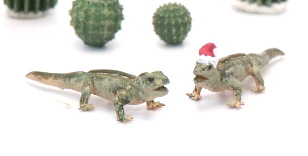 1:48 Set of 2 Christmas Lizards Kit | Stewart Dollhouse Creations